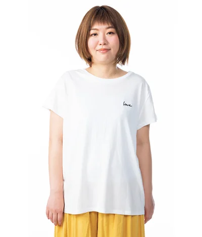 【画像を見る】ダボTシャツ、こんな感じで着てない？