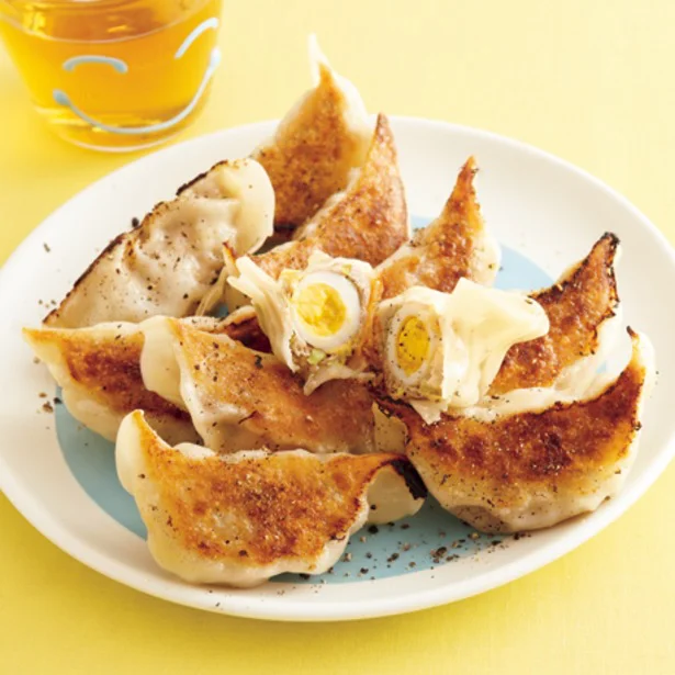 パリパリの皮がGOOD!「うずらまるごと餃子」