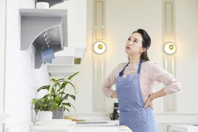 排水口のニオイ対策は「氷」がカギ!? マル秘テクで家の嫌なニオイを徹底除去！