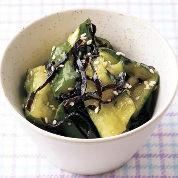おつまみにも副菜にもぴったり!  塩昆布を使った野菜のあえもの