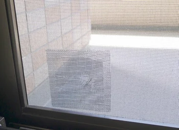 夏の網戸対策 100均 で網戸を補修 虫よけプレートで安眠をゲット 画像4 6 レタスクラブ