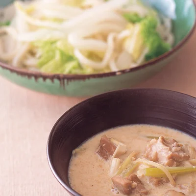 とりもも肉入りで食べごたえ抜群！「とり南つけうどん」