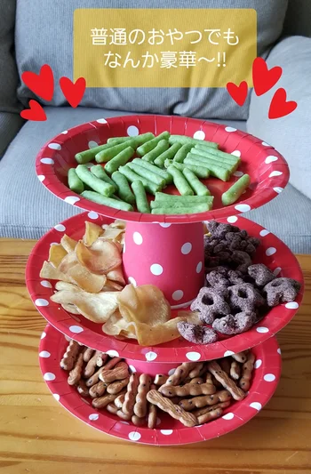 まるでアフタヌーンティー Daiso ペーパー皿 カップ で作れちゃうケーキスタンド 画像3 7 レタスクラブ