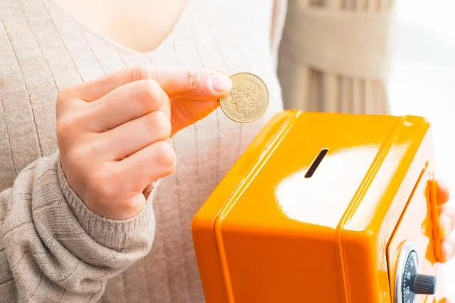 「金は天下の回りもの」と思っているので貯金ができない！でも、将来に不安が…【お悩み相談】