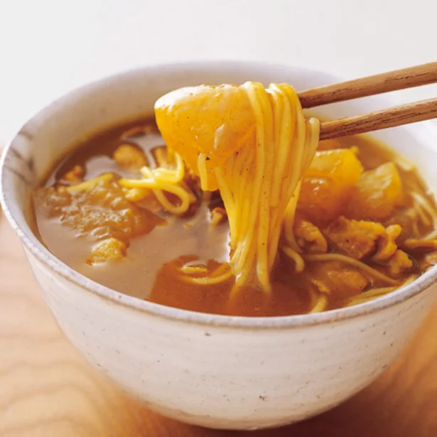 豚肉入りでスタミナ満点！「豚ととうがんのあつあつカレーそうめん」