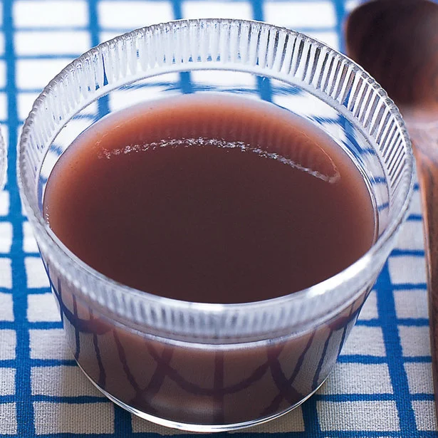 つるんとなめらかな食感で、しかも寒天だから、とってもヘルシー