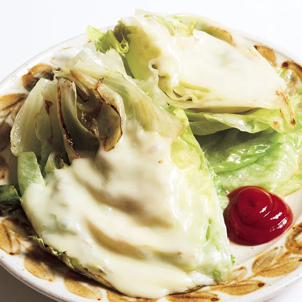野菜にチーズを乗っけただけ!  「手間なし愛され副菜」5選