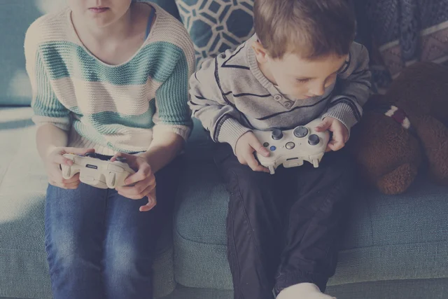 ゲーム中毒状態の小1息子。やめさせるには？【小川大介先生の子育てよろず相談室】