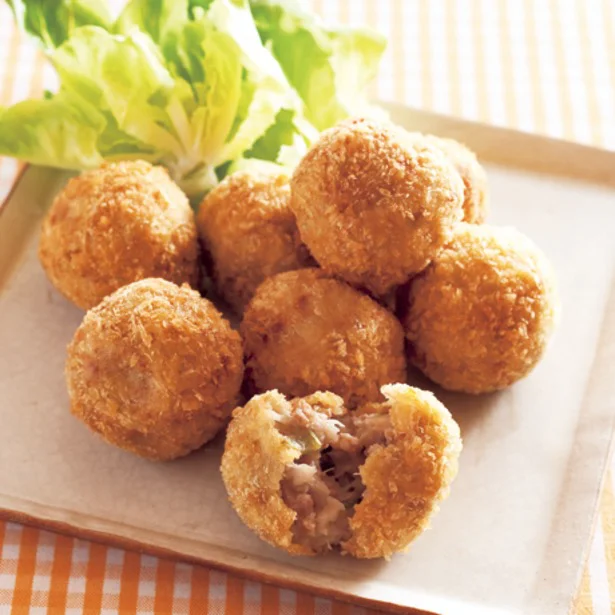 お弁当にも♪ ねっとり食感がやみつきになる「里いもコロッケ」5選