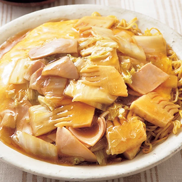 オイスターソースが味の決め手!「あんかけ卵焼きそば」