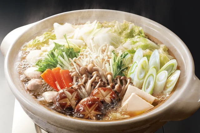 かじったものを鍋に戻す!?　義両親の食事マナーが悪くて鍋の季節が憂鬱【お悩み相談】