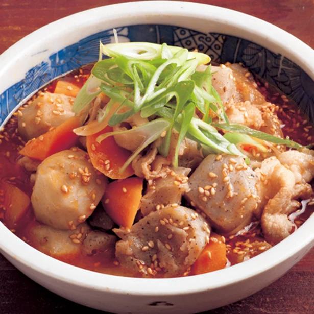 豚肉入りで食べごたえ抜群! 旬の里いもを使ったボリューム煮もの5選
