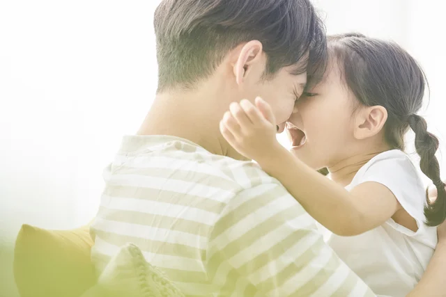 娘を甘やかすのは夫担当、叱るのは私担当。なんだか納得がいきません【お悩み相談】