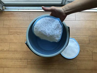 水につけてかたく絞って使えばOK。洗剤いらずがありがたい！