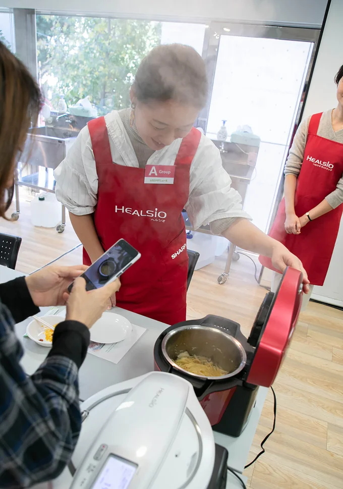 「わっ！　ホントにパスタが出来上がってる～!!」