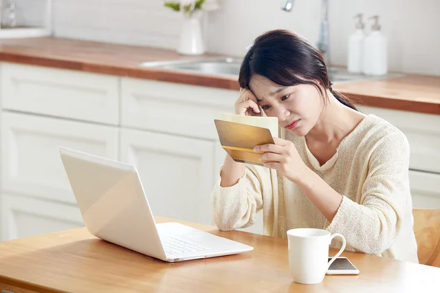 夫の手取り27万円、持病あり。残業代頼みの生活でこの先が不安です【お悩み相談】