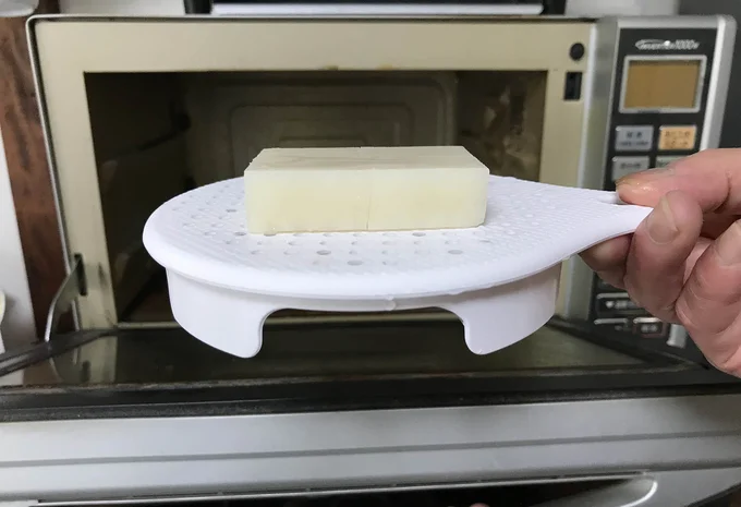 そのまま電子レンジへ。ラップもふたも必要ないから簡単~!