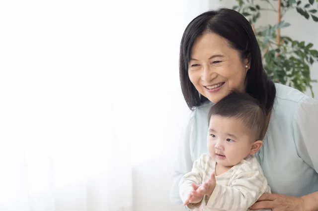 子どもは親の所有物？過干渉な親と上手くつきあっていくには？【お悩み相談】