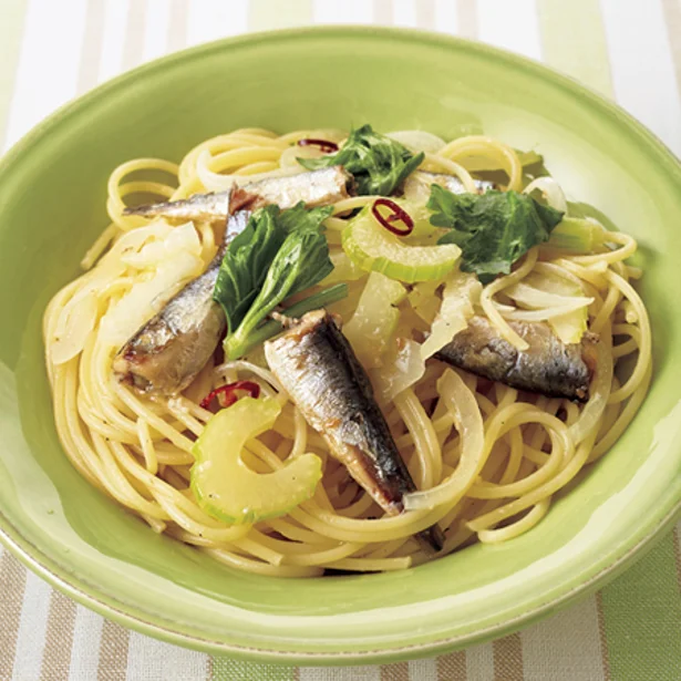 オイルサーディンでおしゃれ見え! クリスマスにも◎な「パスタ」3選