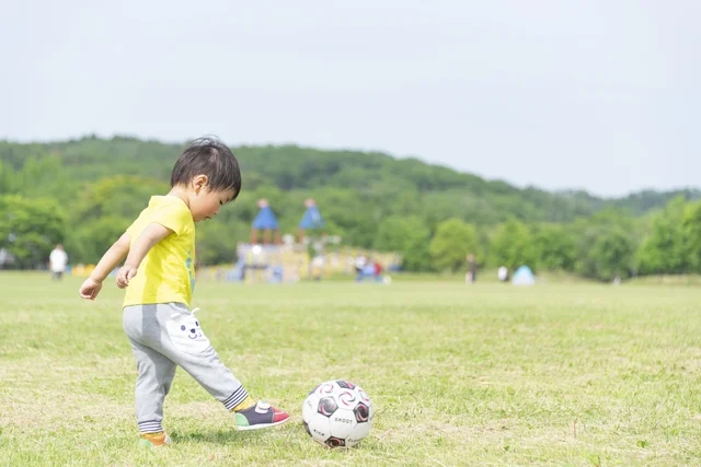 叩く子どもを避けてママ友が離れていく。私にできることはなんでしょうか？【お悩み相談】