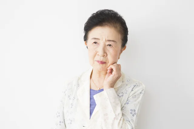 「さっさとやめて孫を見せろ」義母が共働きを全否定。どうすれば？【お悩み相談】