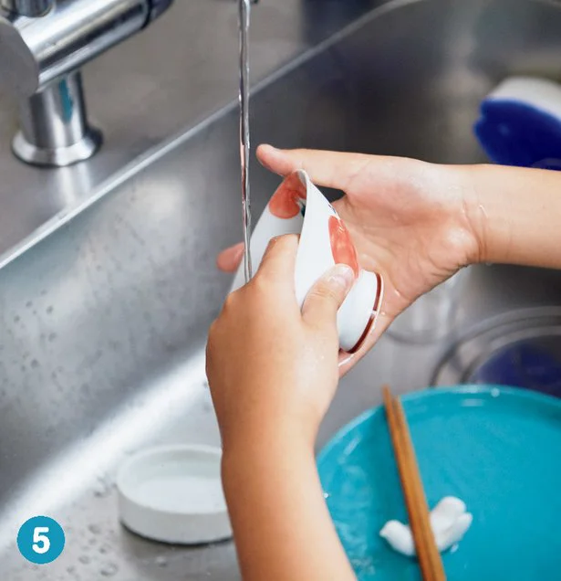 食器の洗い方（5）