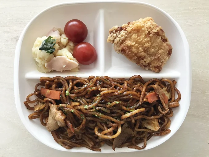 たとえば、お昼の焼きそばとか