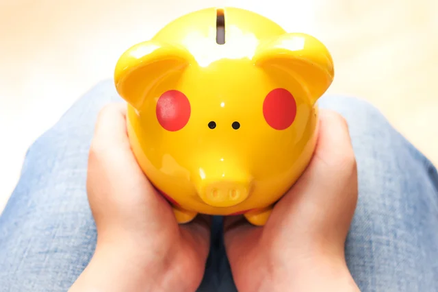 家計のやりくり、老後の資金貯金、義父への援助に悩んでいます【お悩み相談】