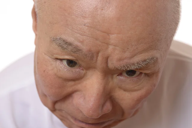養育費のため会わなければいけない元義両親。いつも怒鳴られ辛いです【お悩み相談】