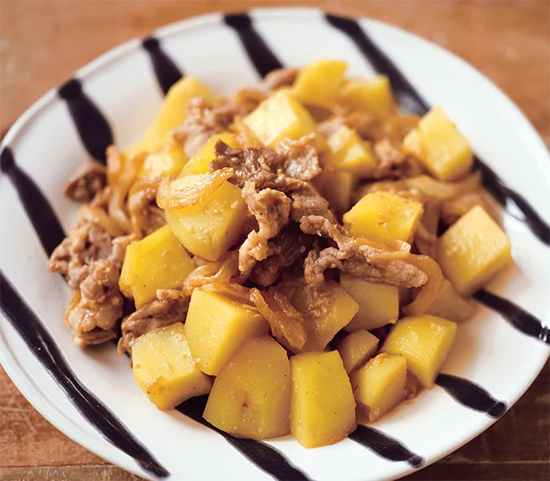 蒸しじゃがいもの豚みそがらめ 〜こってりみそ味がシャキシャキ食感にほくほくじゃがいもに好相性〜