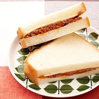 「ミートソースサンドイッチ」