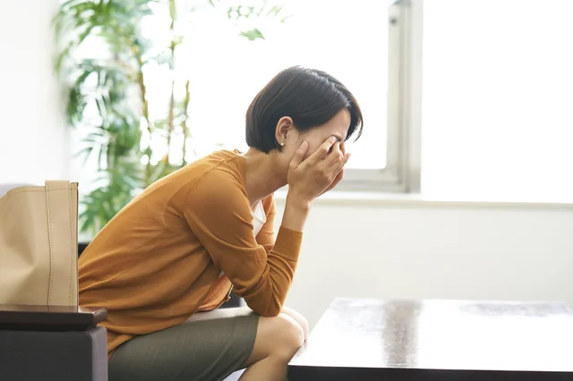 夫の女遊びが辛い。でも、姑と義姉たちはそれくらい当たり前だと…【お悩み相談】