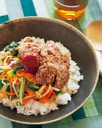 手でこねる必要なし！「ゴロゴロひき肉」が大満足のボリュームひき肉ライス・ベスト3