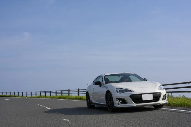 維持費がかかりすぎる3ナンバーの車。軽自動車に買い替えたいけど…【お悩み相談】