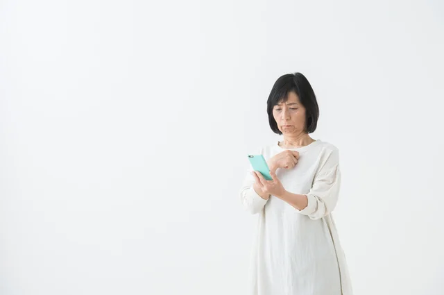 結婚しても毎日連絡してくる私の母。過干渉すぎてうんざりしています【お悩み相談】