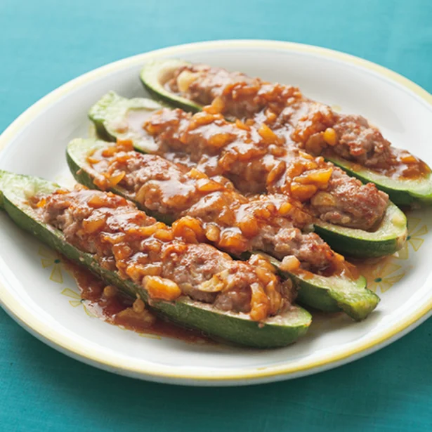 具材をつめるだけで華やか！ 夏野菜「ズッキーニ」を使ったおかず5選