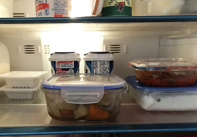 冷蔵庫内でも省スペース