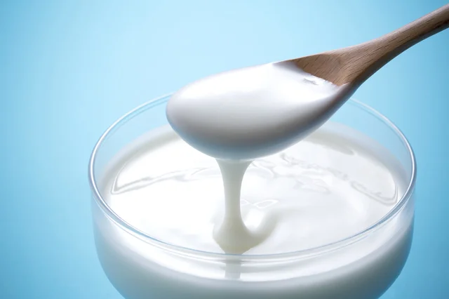 乳酸菌は酸性になると殺菌力が高まり、ヨーグルトやチーズ、漬物が作られています