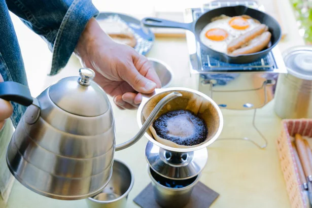 料理は何でもOK！道具や器でキャンプ感を演出できます