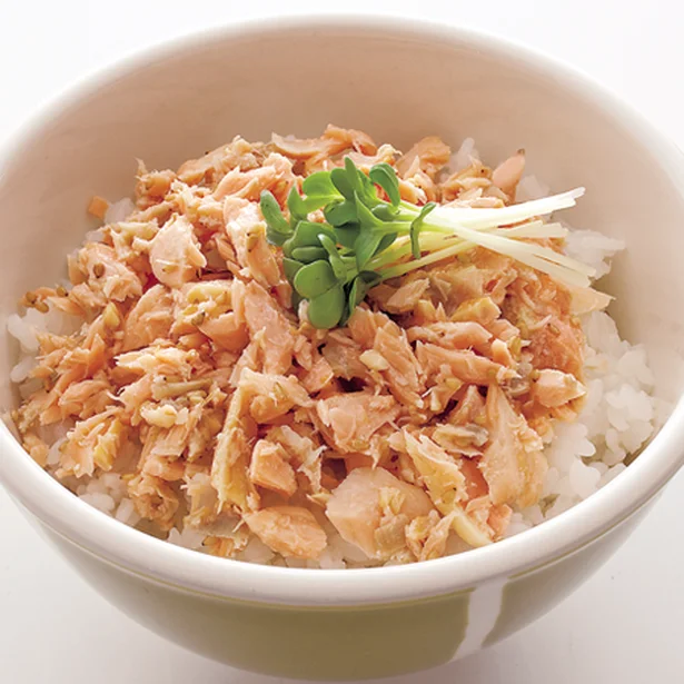 「鮭フレーク丼」