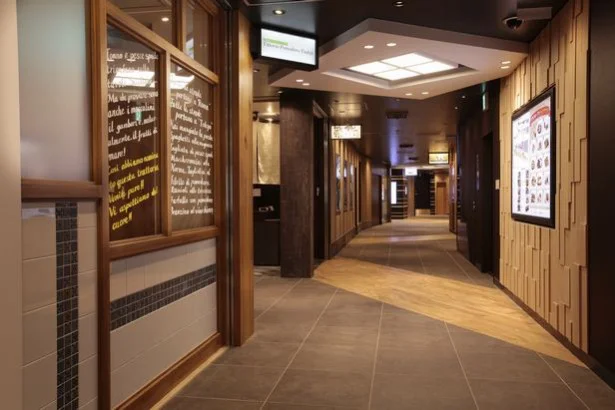 帰省の前後にも！改札を出てでも食べたい「東京駅 グランルーフ」の新店3つ