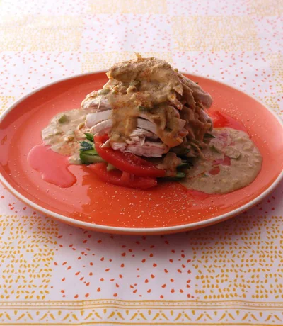 節約食材使い倒しシリーズ第1弾！　　中華の人気シェフが伝授！とりむね肉をふっくら＆ジューシーに仕上げるコツ