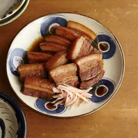 夏バテに豚がきく！その3　沖縄の元気＆長寿の秘訣！豚の三枚肉