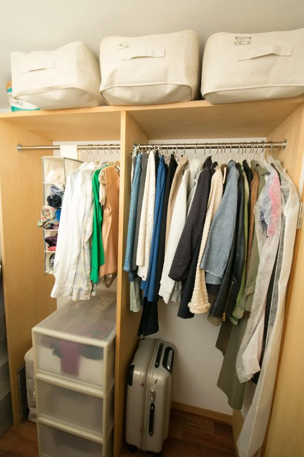 朝の着替えが時短できる！服の収納ルールとは？