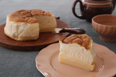 話題沸騰！不思議な食感「魔法のケーキ」とは？