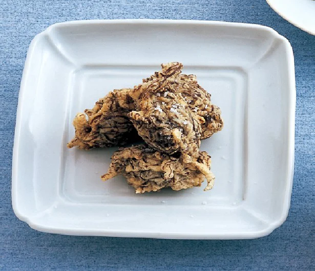 週末はお酒のおともに、沖縄名物「もずく天」を