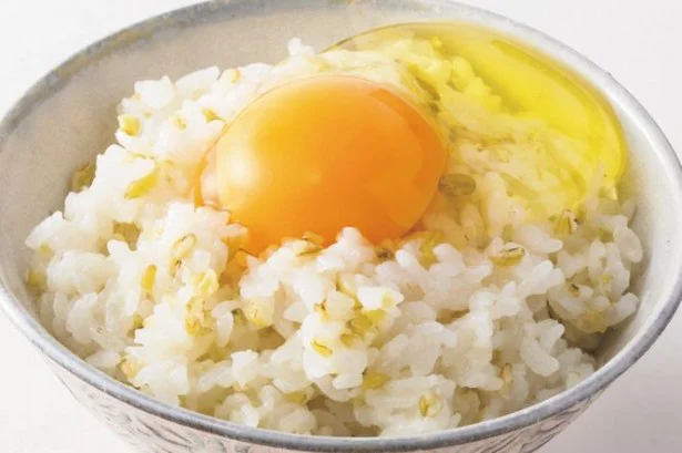 フリーカならではのぷちぷち感が楽しい「卵かけフリーカ」は一押しの食べ方