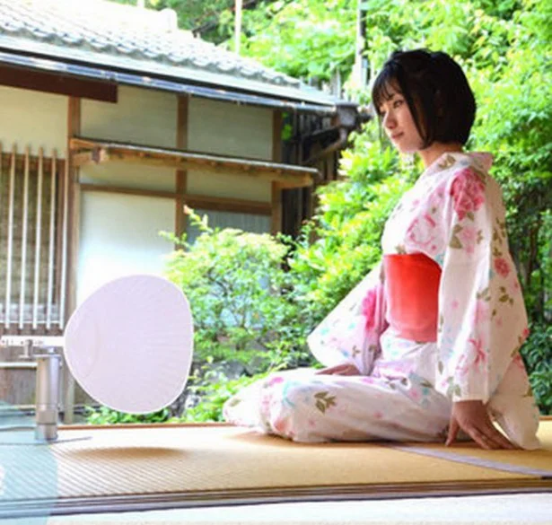 あおがれて癒される「電動うちわ」