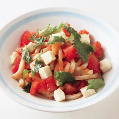トマトとめんつゆの相性も抜群で、サラダ感覚でペロリといける