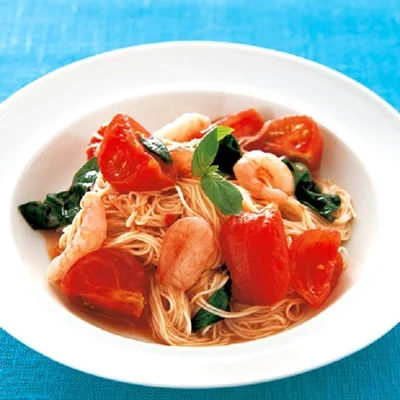 「めんつゆ食べ」に飽きたら、洋風トマトそうめんです